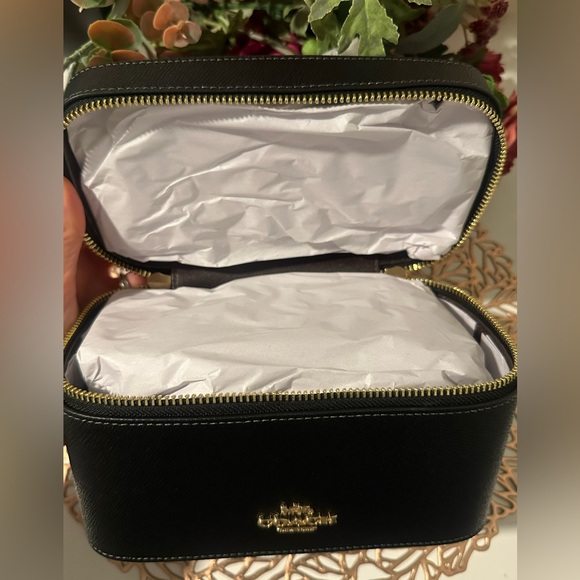 NWT Coach Black Leather Cosmetic Case - Picture 12 of 16
